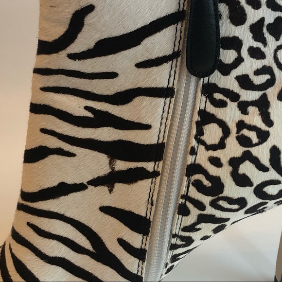 NWT Guess Los Angeles Dress Bootie - Picture 7 of 8